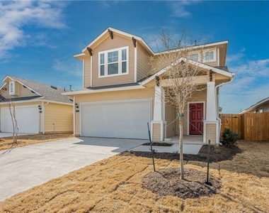 220 Trailside Ln - Photo Thumbnail 2