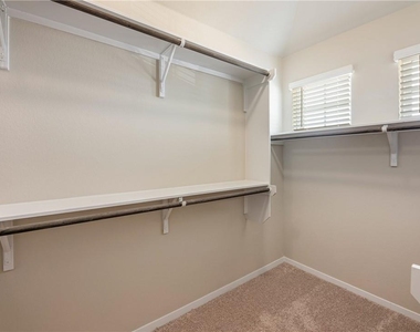 220 Trailside Ln - Photo Thumbnail 22