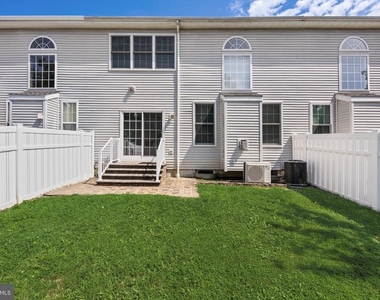 9 Ross Way - Photo Thumbnail 33