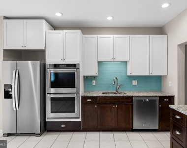 9 Ross Way - Photo Thumbnail 13