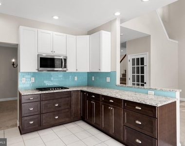 9 Ross Way - Photo Thumbnail 10
