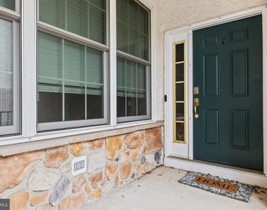 9 Ross Way - Photo Thumbnail 4