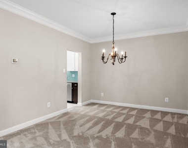 9 Ross Way - Photo Thumbnail 8