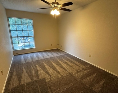 6106 La Naranja Ln - Photo Thumbnail 13