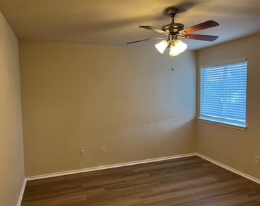 1511 Plume Grass Pl - Photo Thumbnail 16