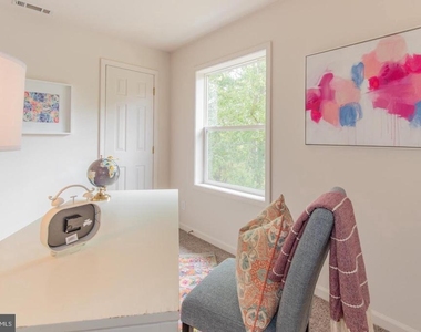2024 Evansdale Drive - Photo Thumbnail 21
