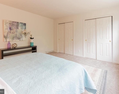 2024 Evansdale Drive - Photo Thumbnail 22