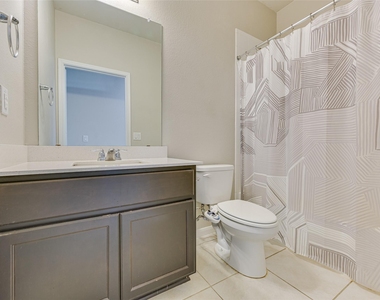 6712 Bishop Pass - Photo Thumbnail 14