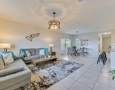 6712 Bishop Pass - Photo Thumbnail 5