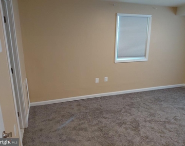 7161 Cross Street - Photo Thumbnail 18