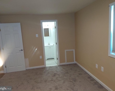 7161 Cross Street - Photo Thumbnail 20