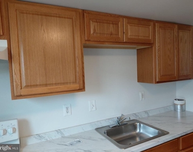 7161 Cross Street - Photo Thumbnail 12