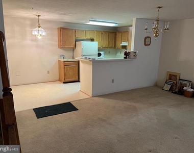 4643 Deepwood Court - Photo Thumbnail 4