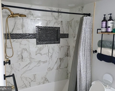 10210 Prince Place - Photo Thumbnail 3