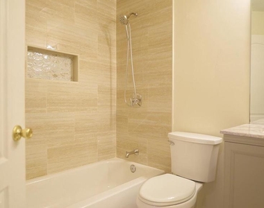 16417 Eves Court - Photo Thumbnail 6