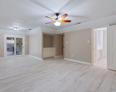 109 White Sands Dr - Photo Thumbnail 25