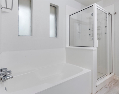 109 White Sands Dr - Photo Thumbnail 30