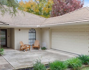 109 White Sands Dr - Photo Thumbnail 1