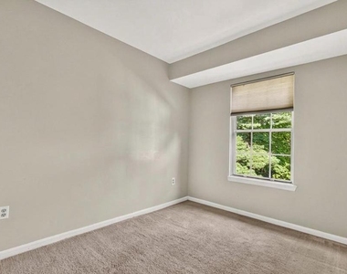 20208 Shipley Terrace - Photo Thumbnail 13