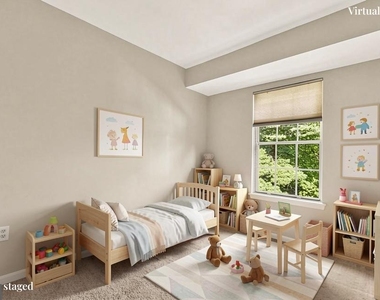 20208 Shipley Terrace - Photo Thumbnail 2