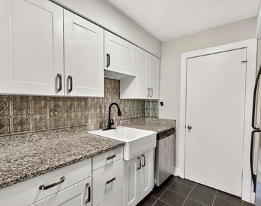 20208 Shipley Terrace - Photo Thumbnail 7