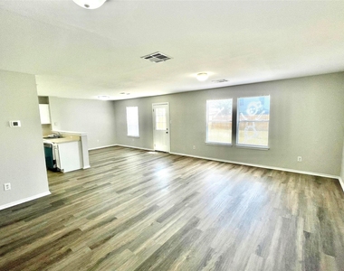 12729 Saint Mary Dr - Photo Thumbnail 1