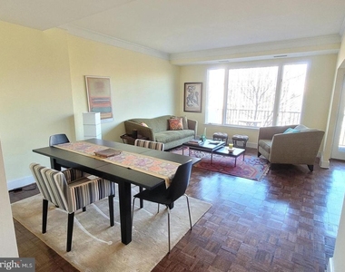 8101 Connecticut Avenue - Photo Thumbnail 5