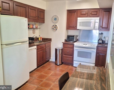 8101 Connecticut Avenue - Photo Thumbnail 21