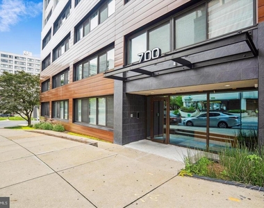 700 Roeder Road - Photo Thumbnail 1