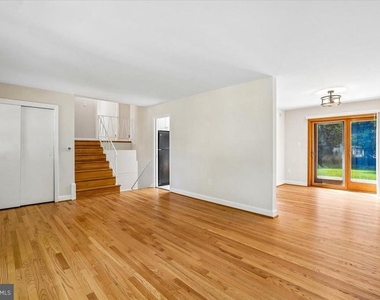 5006 Benton Avenue - Photo Thumbnail 5