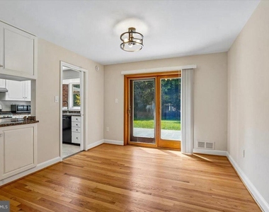 5006 Benton Avenue - Photo Thumbnail 8