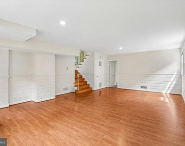 5006 Benton Avenue - Photo Thumbnail 12