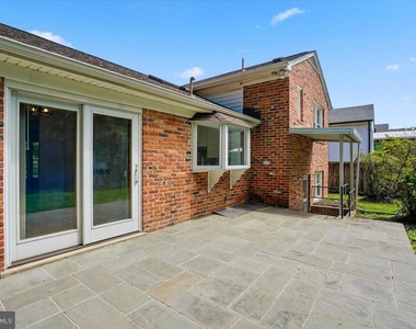 5006 Benton Avenue - Photo Thumbnail 30