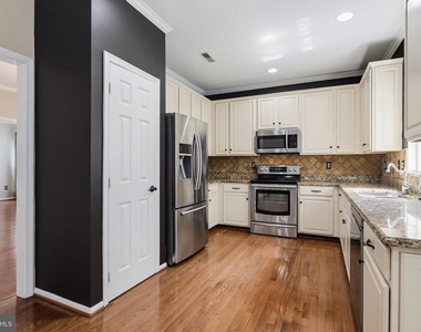 4 Summit Ridge Court - Photo Thumbnail 3