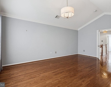 4 Summit Ridge Court - Photo Thumbnail 12