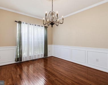 4 Summit Ridge Court - Photo Thumbnail 9
