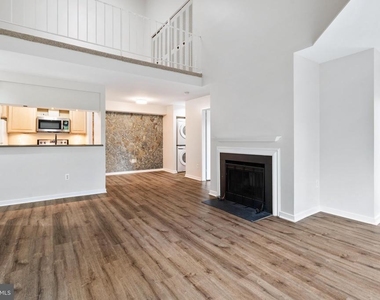 9934 Hellingly Place - Photo Thumbnail 3