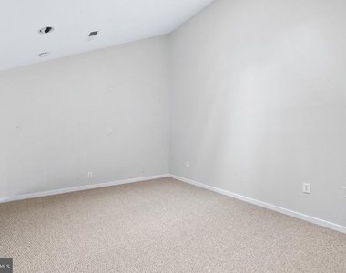 9934 Hellingly Place - Photo Thumbnail 21