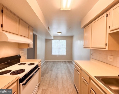 2501 Mcveary Court - Photo Thumbnail 4