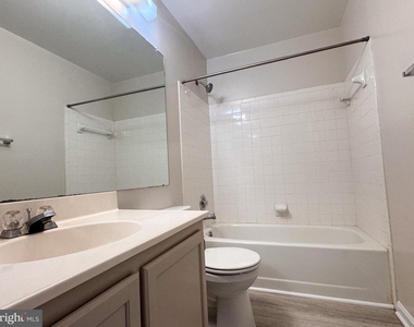 2501 Mcveary Court - Photo Thumbnail 16