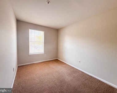 2501 Mcveary Court - Photo Thumbnail 15