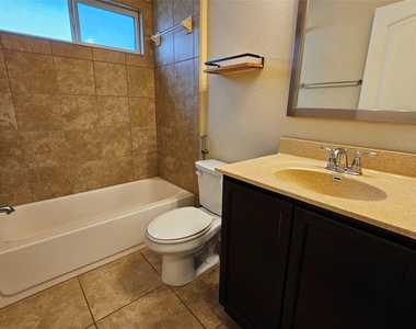 13708 Loleta Way - Photo Thumbnail 24