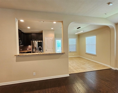 13708 Loleta Way - Photo Thumbnail 7