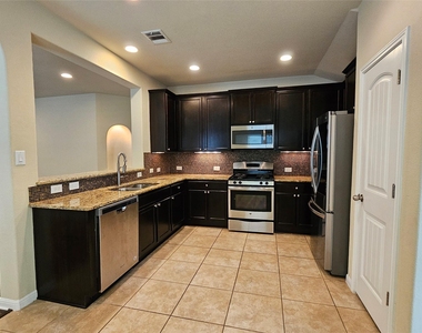 13708 Loleta Way - Photo Thumbnail 10