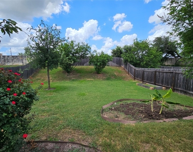 13708 Loleta Way - Photo Thumbnail 36