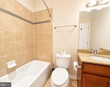 22605 Winding Woods Way - Photo Thumbnail 24