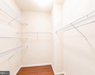 22605 Winding Woods Way - Photo Thumbnail 33