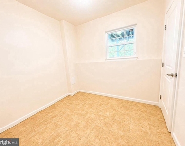 22605 Winding Woods Way - Photo Thumbnail 37