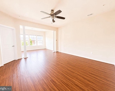 22605 Winding Woods Way - Photo Thumbnail 30