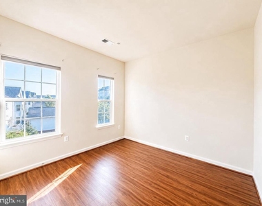 22605 Winding Woods Way - Photo Thumbnail 28